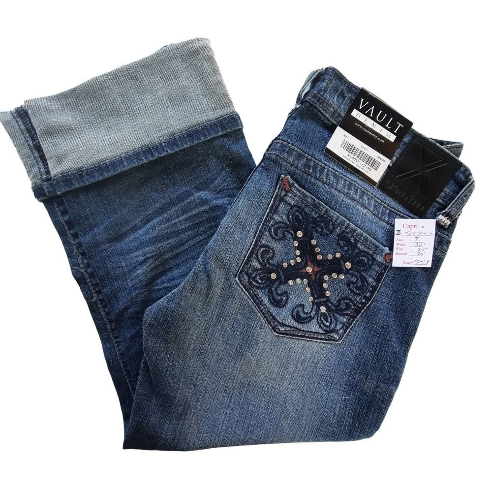 NWT Women's Capri Jeans Size 7